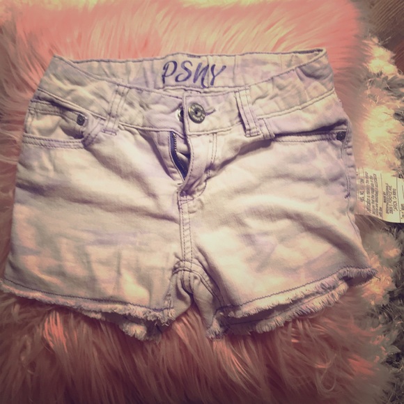 Cute white and paint purple Shorts - Picture 1 of 2